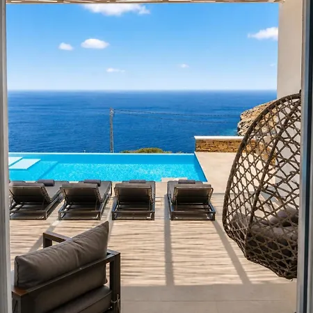 Syneti Horizon - Infinity Pool & Sea Views Villa Andros Town